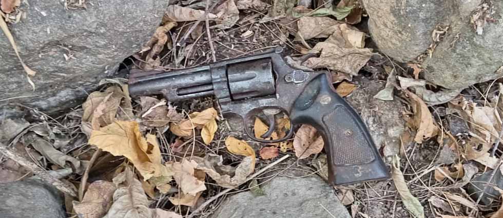 Hallan un arma de fuego abandonada en Cabañas