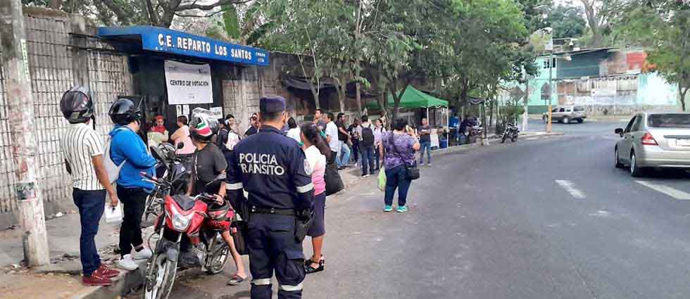 PNC garantiza seguridad en centros de votación desde tempranas horas