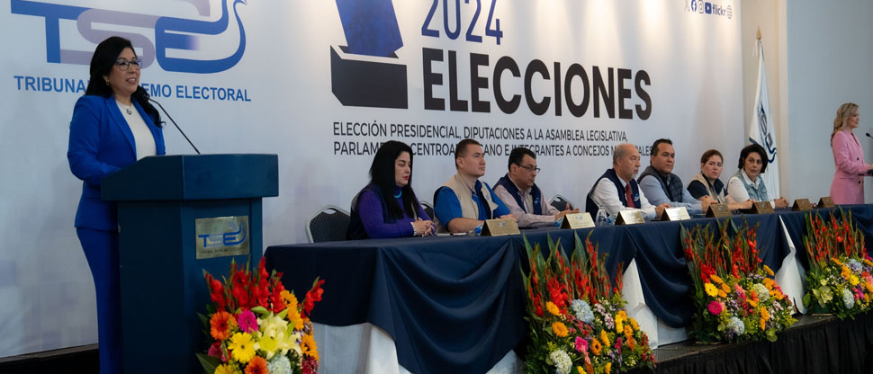 TSE da por inaugurada la jornada electoral de este domingo