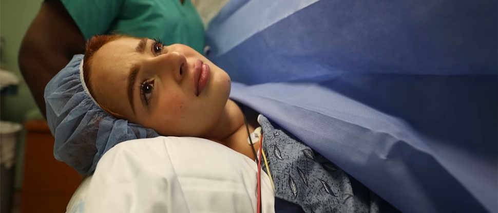 Nicolle Figueroa da a luz a Ares el mismo día del nacimiento de la hija de Maluma