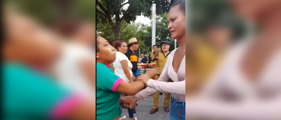 Bailarines de la plaza Libertad protagonizan nueva pelea