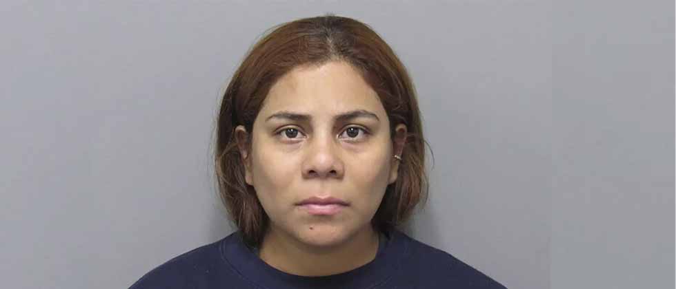 Cadena perpetua a madre que dejó sola a su bebé por 10 días para irse de vacaciones