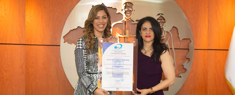 Por cuarta ocasión, ISSS recibe certificación del Sistema de Gestión de Calidad