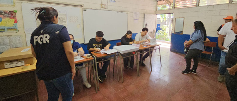 Fiscalía verifica que el proceso electoral se desarrolle con normalidad
