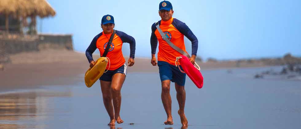 Más de 260 guardavidas estarán en las diferentes playas para prevenir tragedias en Semana Santa