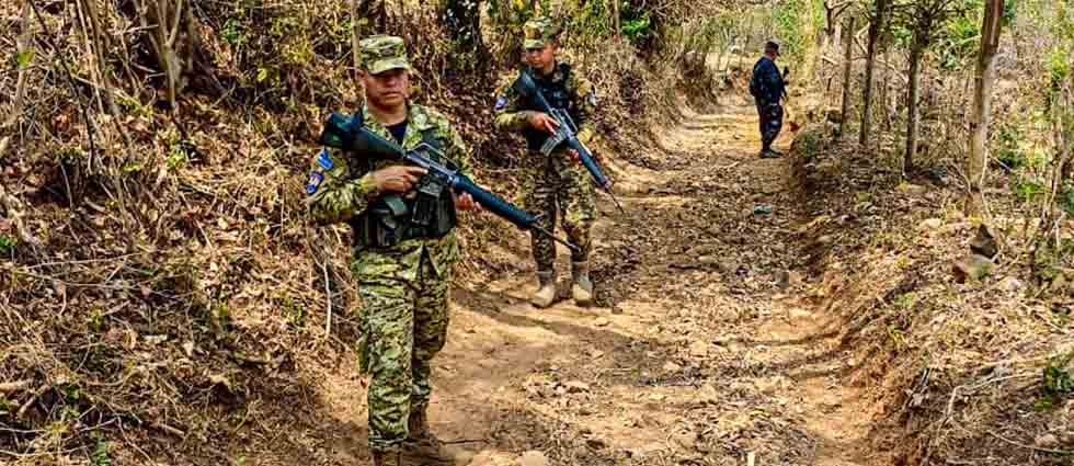 Autoridades patrullan zonas rurales del país para evitar que se refugien pandilleros