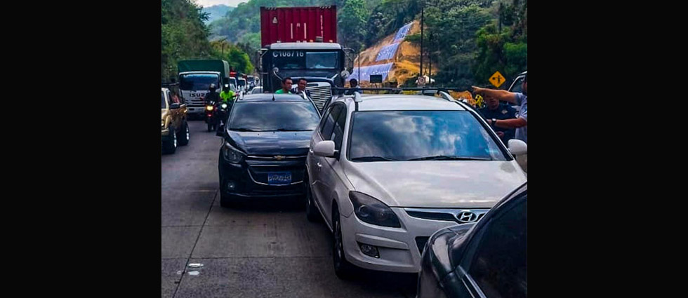 Cuatro lesionados tras accidente ocasionado por conductores imprudentes