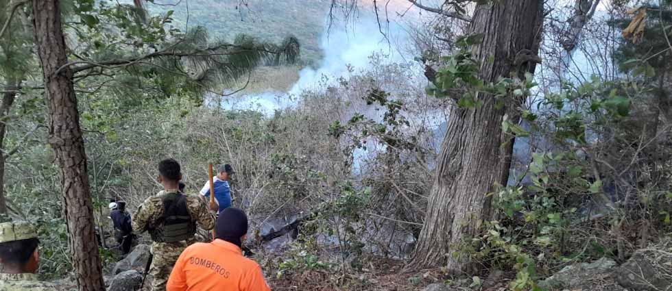 Tras tres días, controlan incendio forestal que afectó 60 hectáreas en Santa Ana
