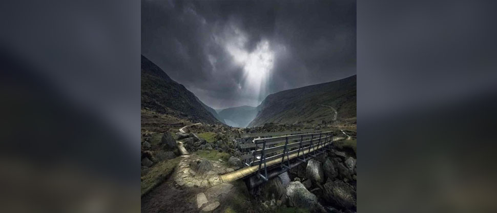 Captan espectacular ángel en los cielos de Irlanda