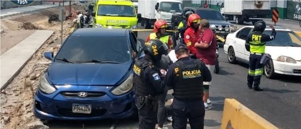Atacan a balazos a 2 personas en transitada avenida en la capital de Guatemala