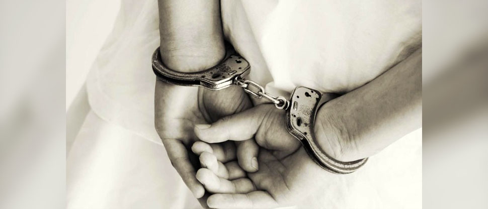 Capturan a menor que abusó de una niña de 11 años en Santa Tecla