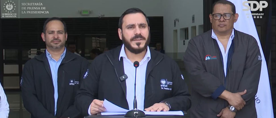 Ministro de Salud inaugura nueva clínica en Santiago Texacuangos