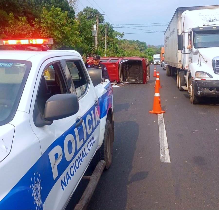 Motociclista fallecido deja accidente de tránsito en carretera a Sonsonate