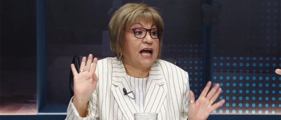Excatedrática de la UCA reafirma que el FMLN ya no tiene futuro