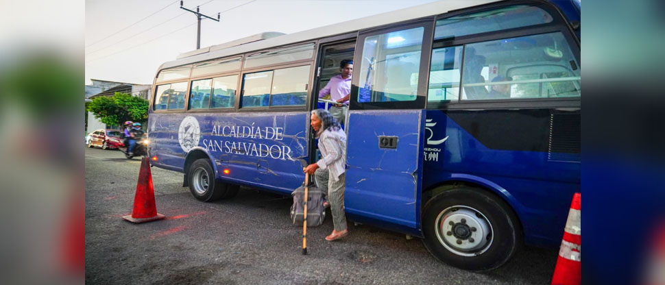 Alcaldía de San Salvador dará transporte gratis el lunes