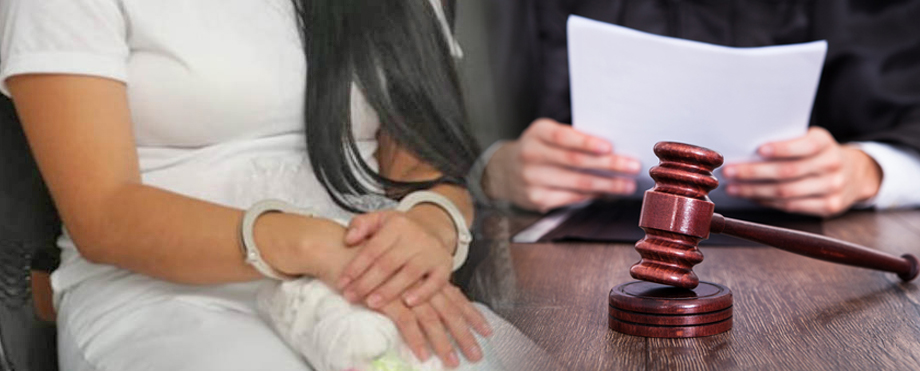 Mandan a terapia psicológica a mujer por maltratar a su hijo, un niño de tres años