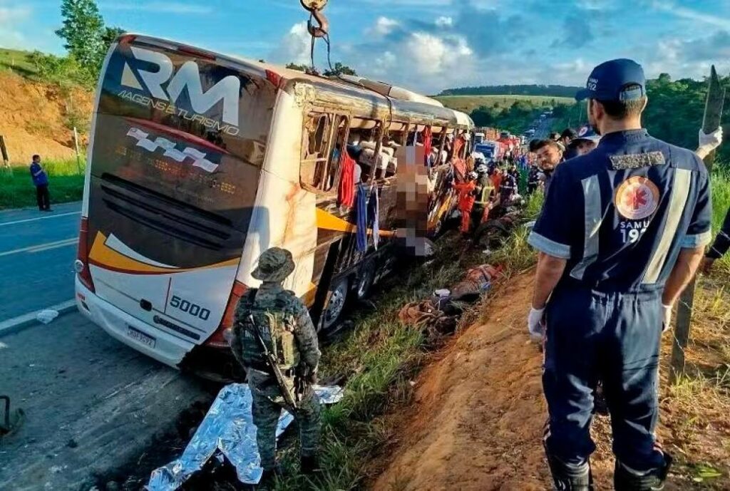 Tragedia en Brasil: al menos 8 muertos en accidente de bus