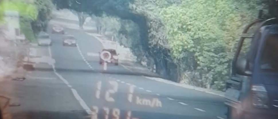 Sancionan a conductor por exceder límite de velocidad