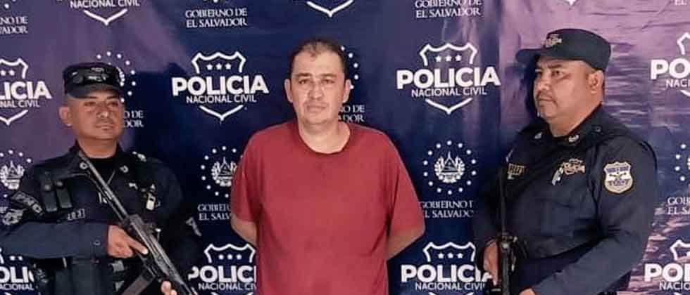 Detenido: Borracho golpea a su amigo con una bate en su casa cuando tomaban