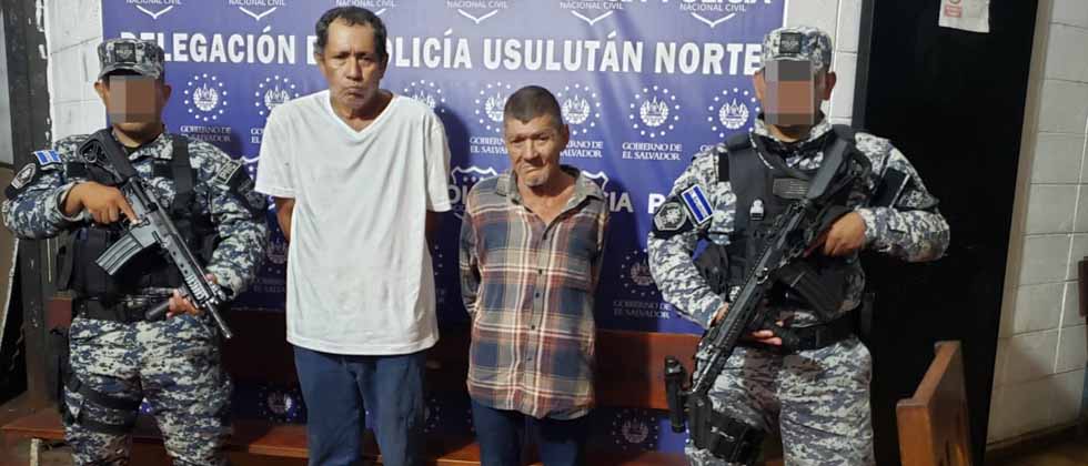 Capturan a estafadores que ofrecían cadenas y anillos de «oro»