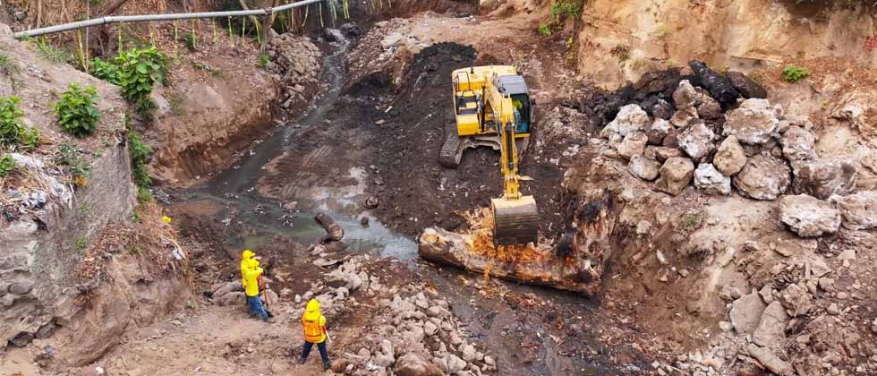 Inician obras para eliminar cárcava en colonia El Manzano, San Salvador