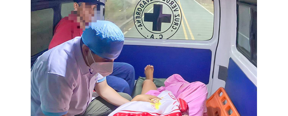 Socorristas atienden parto extrahospitalario en Cabañas