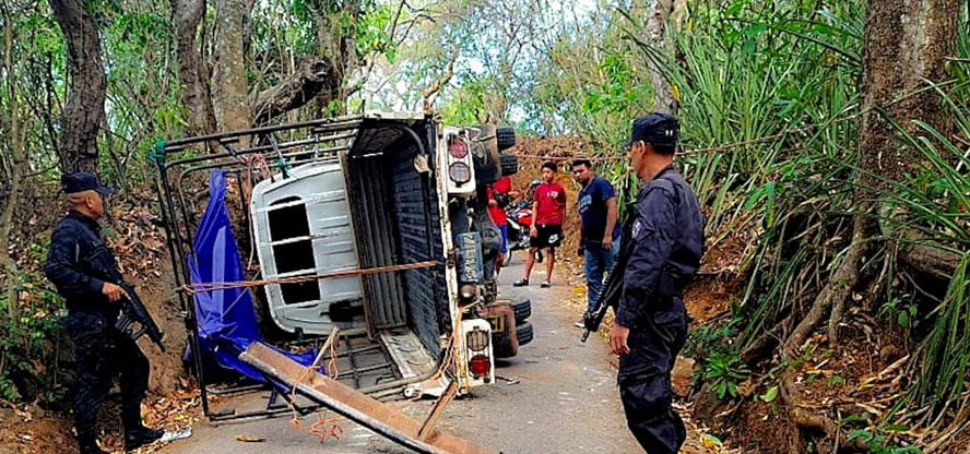 Reportan varios lesionados tras vuelvo de pick up en Ilobasco