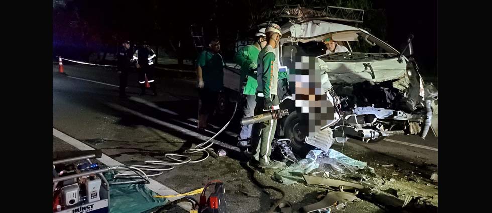 Mujer muere y hombre acaba lesionado tras grave accidente en la autopista a Comalapa