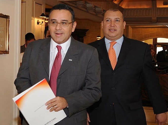 Demandan a exsecretario Privado de la Presidencia de Mauricio Funes por enriquecimiento ilícito