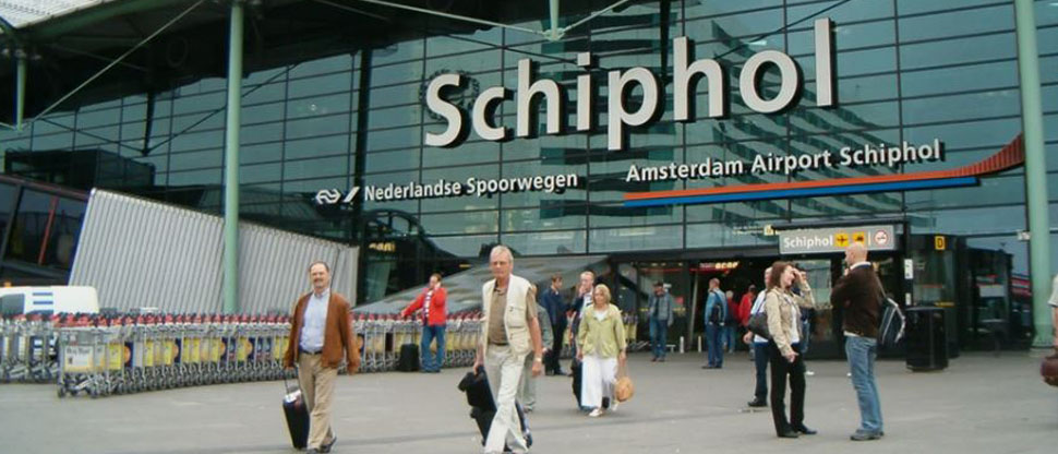Fallece una persona en el aeropuerto de Ámsterdam al ser succionada por motor de un avión