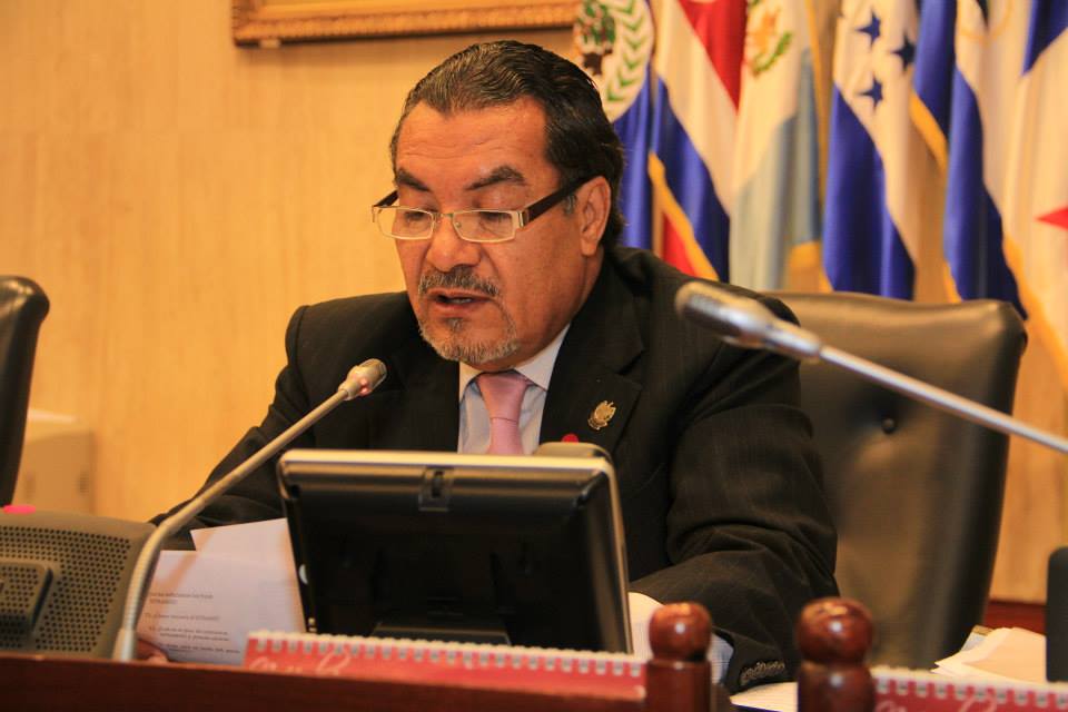 Exdiputado del FMLN Guillermo Mata enfrenta demanda por apropiarse de más 271 mil dólares