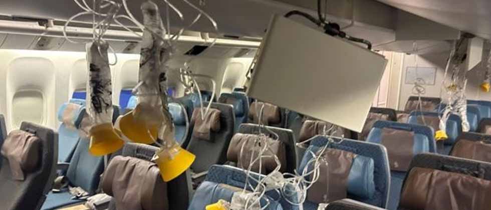 Una persona sin vida y 30 heridos por turbulencias extremas durante un vuelo