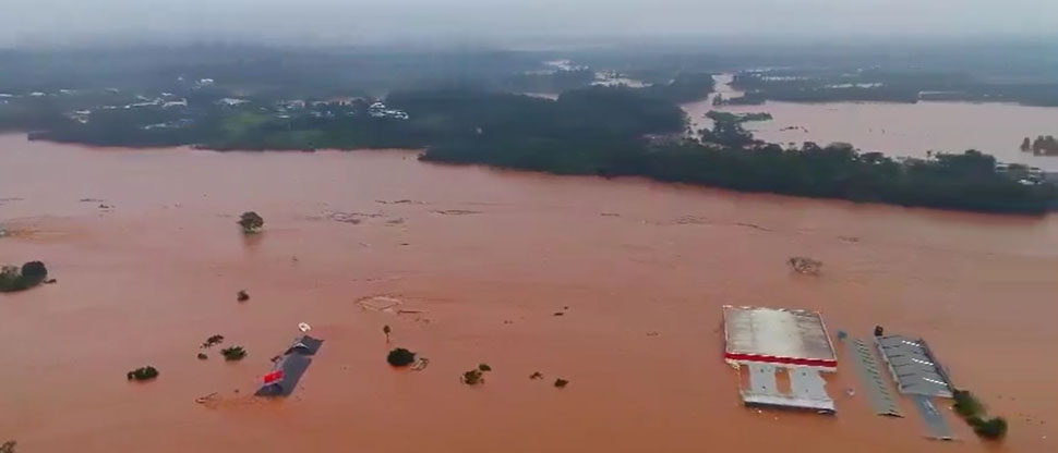 Brasil: Lluvias e inundaciones dejan 31 muertos y 74 desaparecidos