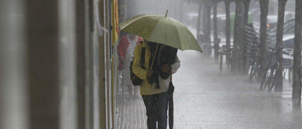 No olvide el paraguas ya que parte de la mañana y tarde de este jueves se esperan lluvias