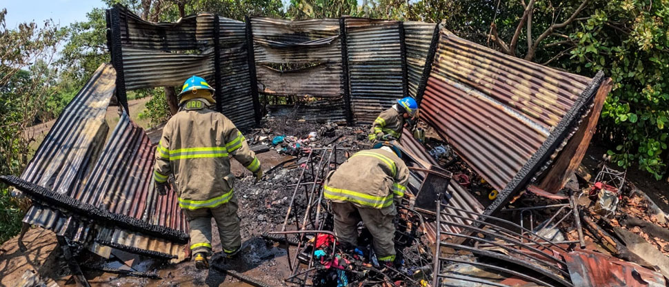 Dos menores sufren quemaduras tras incendiarse vivienda en San Juan Opico
