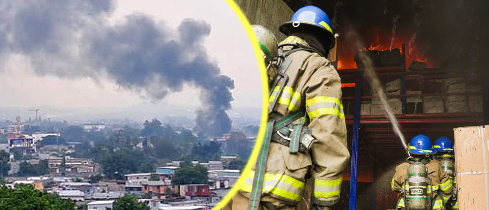 Bomberos sofocan incendio en bodega y venta de repuestos para motocicletas en San Salvador