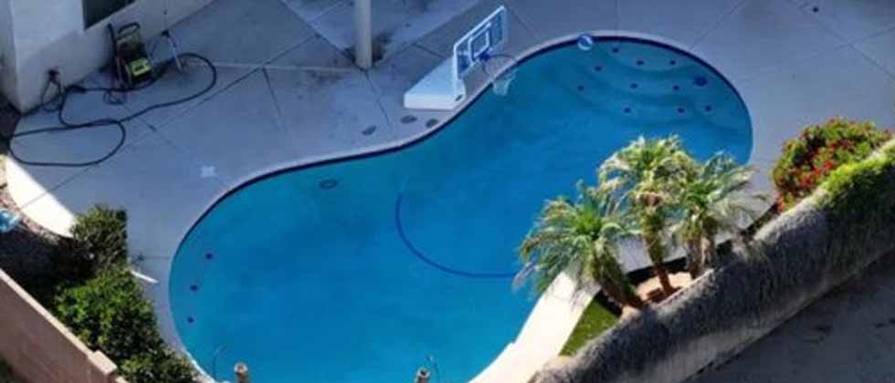 Mueren niñas gemelas de tres años tras ahogarse en una piscina