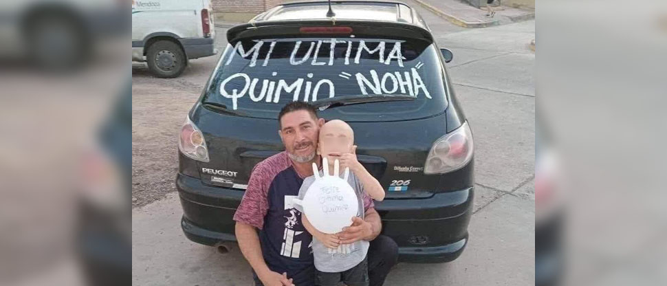 Hombre comparte la felicidad que su hijo venció el cáncer