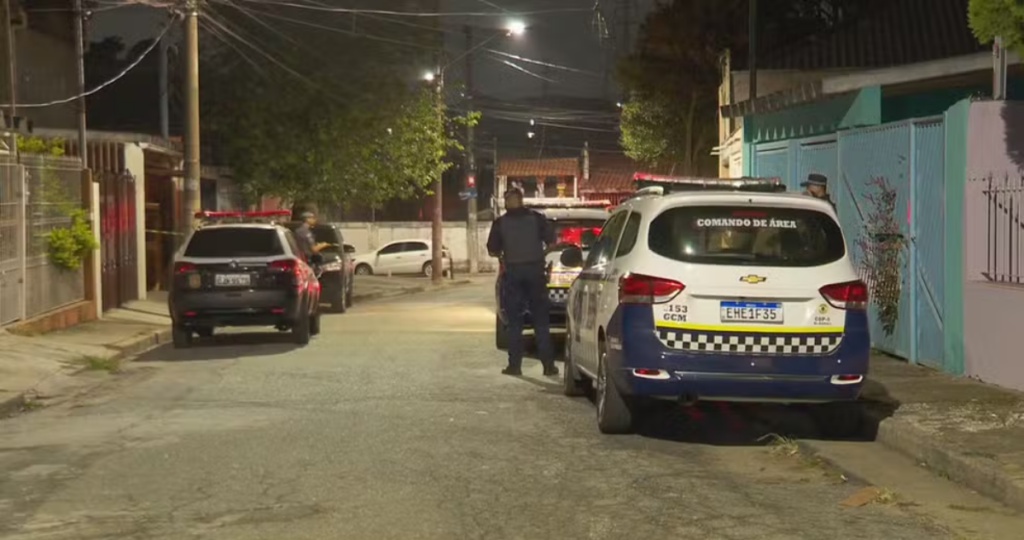 Brasil: Adolescente atenta contra su familia en venganza por decomisarle su celular