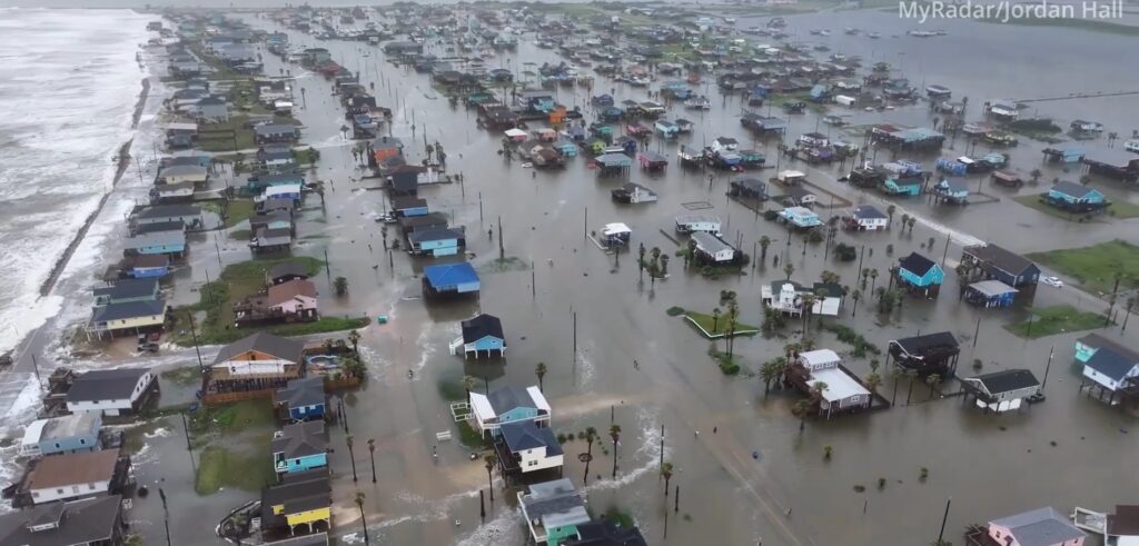 ESTADOS UNIDOS: Tormenta Tropical Alberto provoca inundaciones en Texas