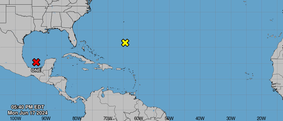 Centro Nacional de Huracanes de EEUU emite alerta de tormenta tropical