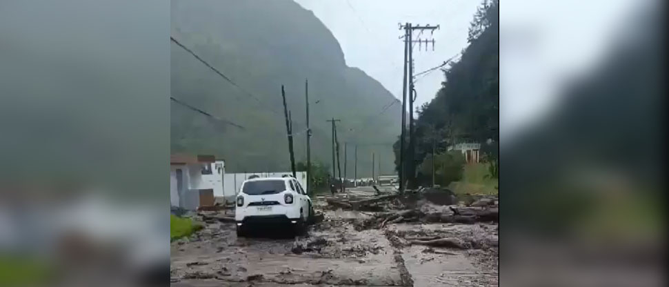 ECUADOR: estos son los instantes cuando deslave arrasa un poblado en Agua Santa
