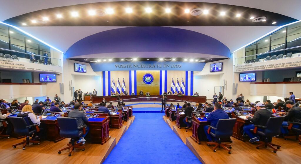 Asamblea declara Estado de Emergencia Nacional por lluvias