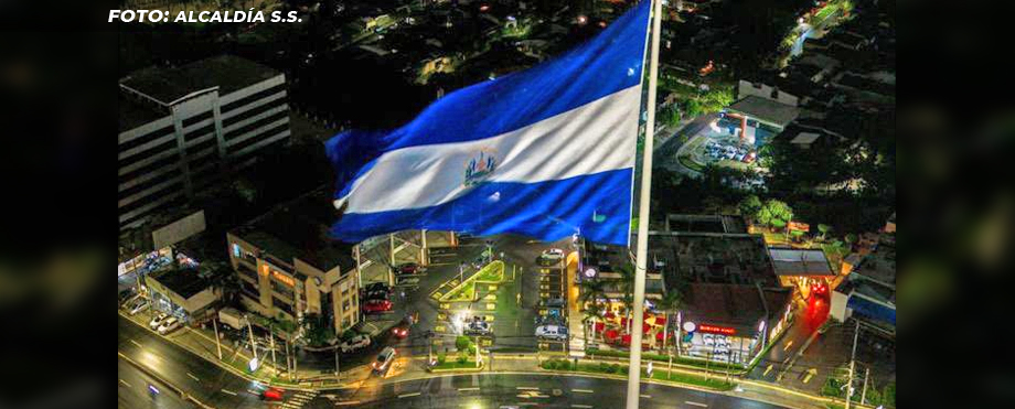 Bandera monumental de El Salvador está en perfectas condiciones; pronto será izada nuevamente