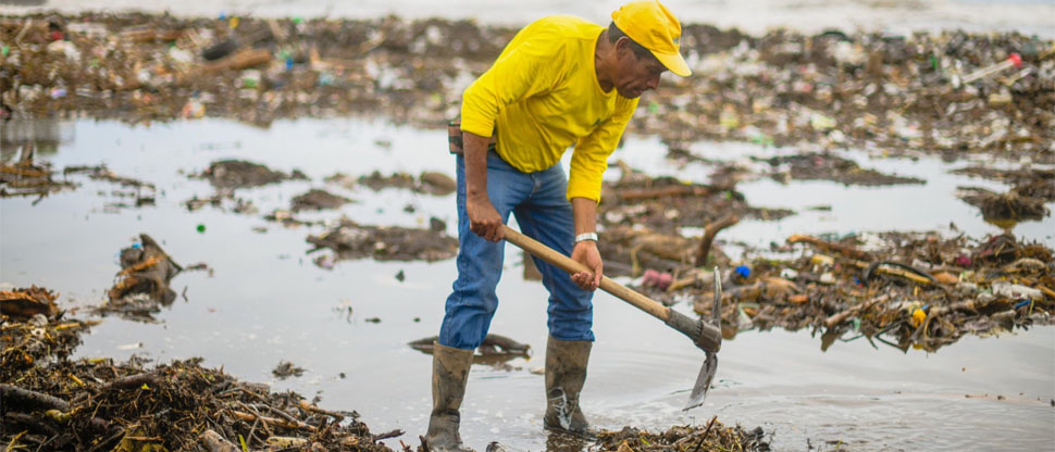 MOPT retira más de 2,500 metros cúbicos de basura tras emergencia por lluvias