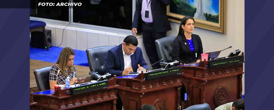 Diputados de oposición ausentes en plenaria solemne de investidura Presidencial
