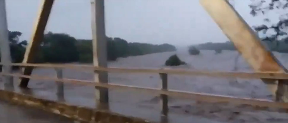 Cierran preventivamente la circulación en el Puente de la Frontera La Hachadura
