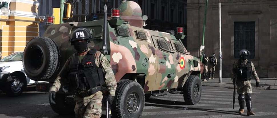 Militares se retiran de la sede del Ejecutivo de Bolivia tras intento de golpe de Estado