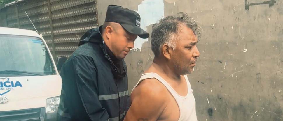 Arrestan a sujeto que fue denunciado por maltratar a su mascota