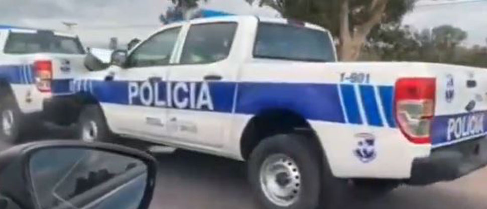 ARGENTINA: Cuatro patrulleros nuevos chocaron en cadena antes de llegar al acto de presentación